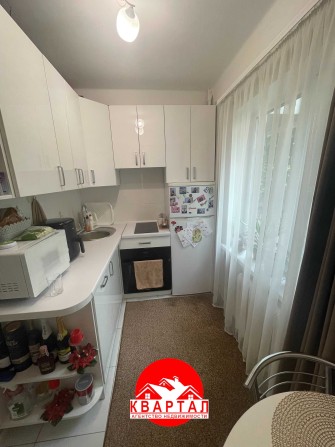Продается 1 комн. квартира после капитального ремонта, пл. Фестивальная - фото 1