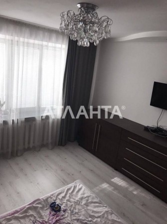 Трикімнатна квартира з ремонтом - фото 1