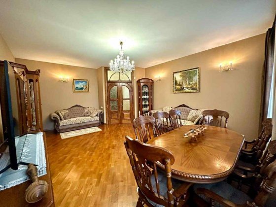 3 кім. квартира з ремонтом в центрі просп.Шевченка - Драгоманова Львов