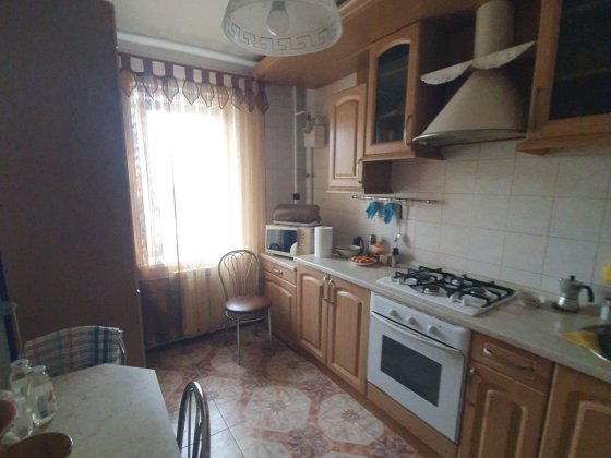 Продаж 3 кімнатної квартири в центрі Житомир