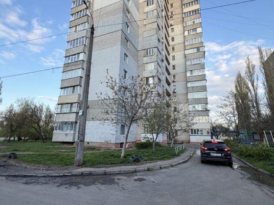В Продажу 1 к к на Космонавтів , 154 / р-н Копійки Миколаїв