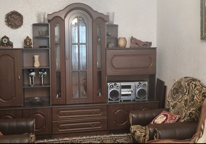 Продаж трикімнатної квартири - фото 1