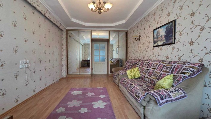 Продаж двоповерхової 3 к. квартири - фото 1
