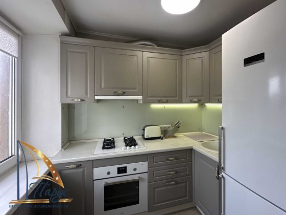 2-кімнатна пл. Маяковського 5 поверх Запорожье