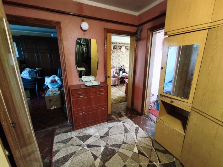 Продам 3 кімн. квартиру - фото 1