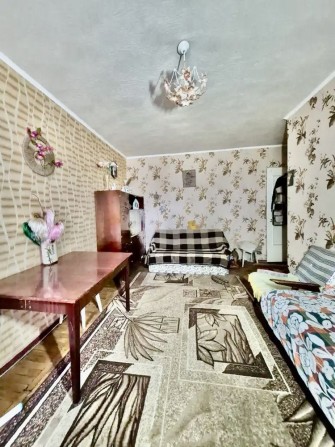 Продам 2х комнатную квартиру 12 Квартал - фото 1