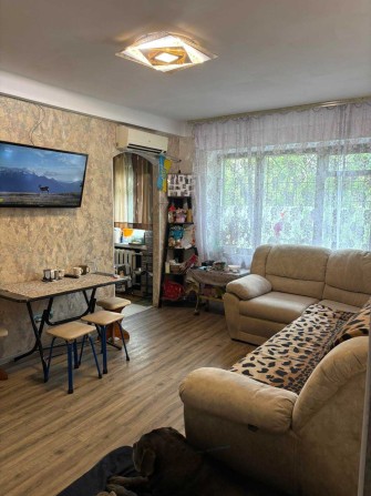 Продам 3-комн.квартиру, ул. Победы, остановка "Козак Палац" - фото 1