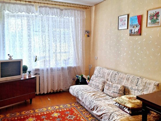 3 - кімнатна квартира, пл. Фестивальна, ЦЕНТР Запорожье