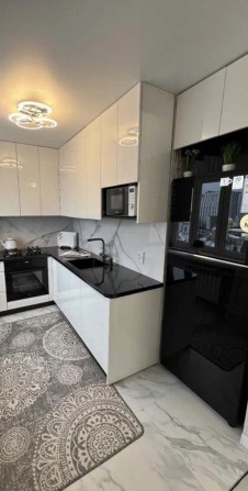 Продаж 3кім. кв-ри вул. Володимира Великого 110000дол. США Торг - фото 1