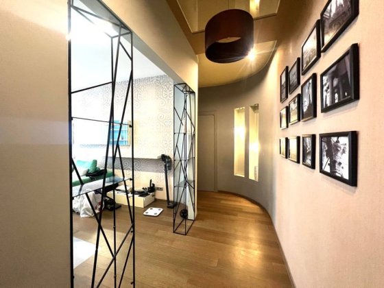 Продам 3-ох кімнатну сучасну квартиру Парк Глоби у новому цегляному Б Дніпро