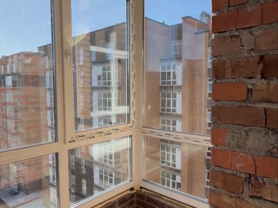 Валика сонячна квартира в новобудові