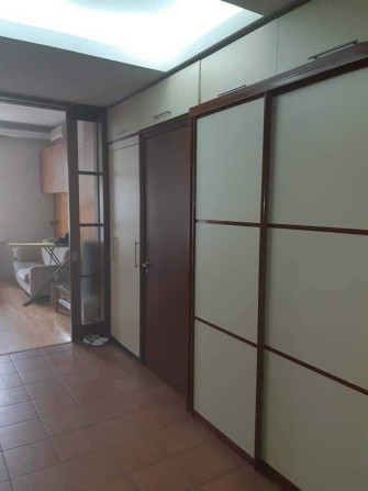 Продам 4х комнатную кв в центре города - фото 1