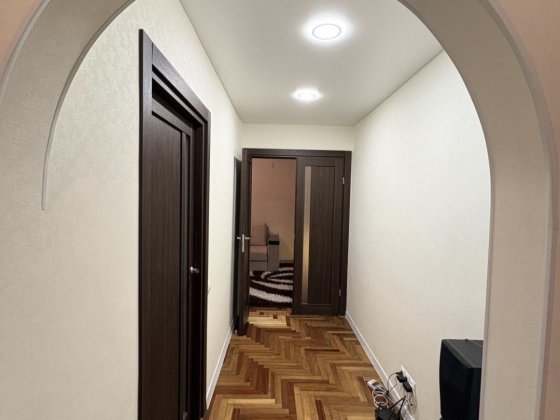 Продаётся 3х ком. Запорожская Запорожье