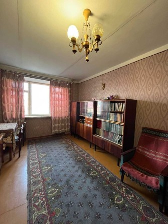 Продається двохкімнатна квартира недалеко від ресторана "Ча-ча" - фото 1
