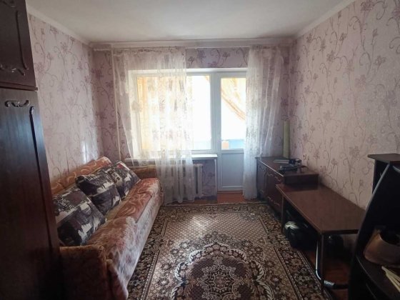 Продаж 3-кімнатної квартири.Бородинський (р-н Континенту) 213-316-251 Запорожье