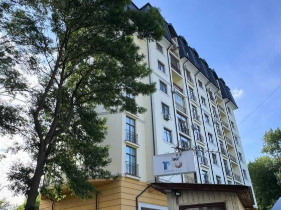 Продаж  ексклюзивного пентхаусу з ремонтом по вул. Личаківська Львов