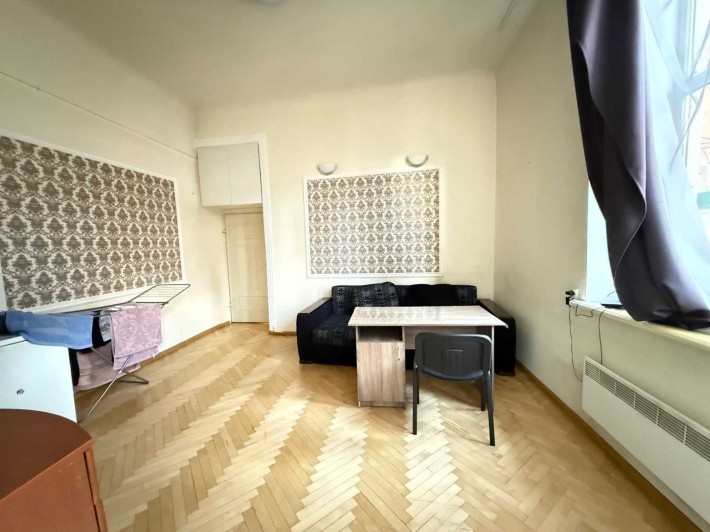 Продаж 3-кімнатної квартири вікно на Проспект Свободи без комісії - фото 1