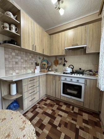 1к. по Чумаченка р-н 6-гімназії,2/5 - фото 1