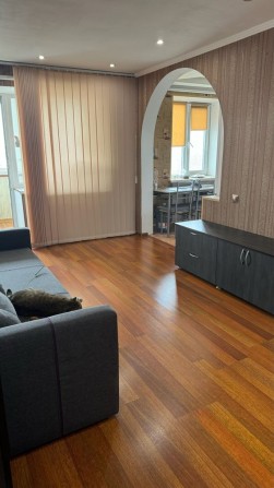 Продам 3-кімнатну квартиру в Шевченківському районі - фото 1