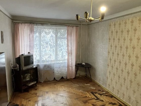Трехкомнатная квартира, р-н 45 гимназии Запорожье