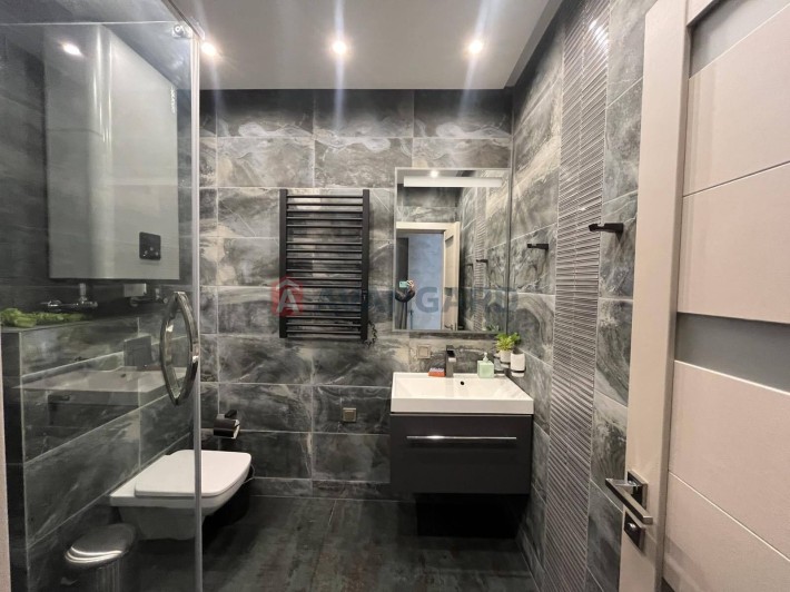 Продається 2 х кімнатна ЖК Воронцовський, Через мост Центр - фото 1