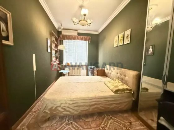 Продам 3к квартиру Мануйловский/Воронцова/левый берег Дніпро