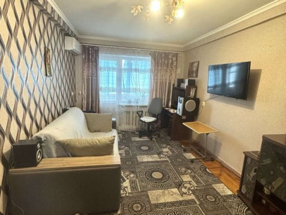 Продаётся 2 ком кв ул. Дудыкина в Днепровском районе! Запорожье