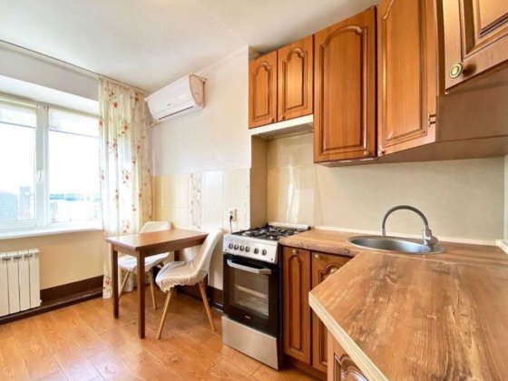 Продам симпатичну 2 кімн кв на Шухевича / вокзал / Чечелівський район Дніпро