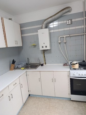 Продаю 2 кім квартиру Казарського окремі кімнати, меблі, техніка - фото 1
