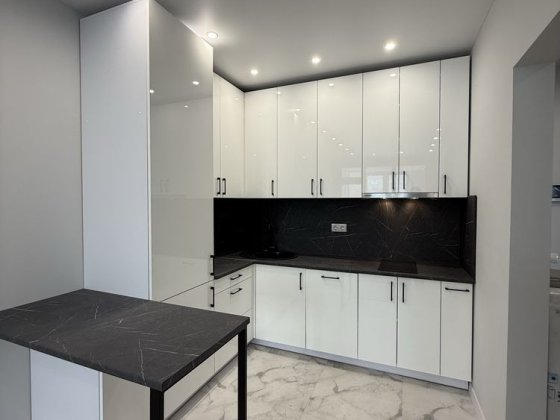 Продам квартиру з ремонтом , ЖК 3 V Волкова  , 3/9 пов! Кропивницкий