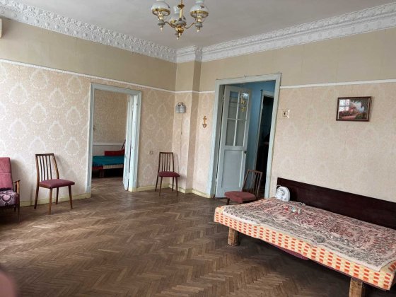 3-км квартира в центрі (Славутич Арена) 213-239-088 Запорожье