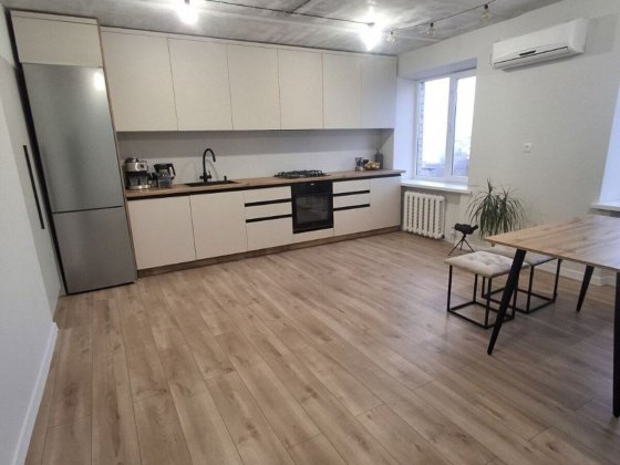 Ексклюзивна квартира 95 кв.м., гараж в подарунок | Критий ринок Кропивницкий