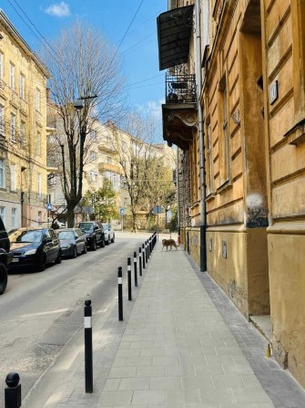 Продаж 4 кімнатної квартири, вулиця Верхратського Івана, Личаківська - фото 1