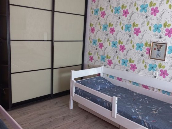 Продам 2 кімнатну квартиру,4-південний,власник! Запорожье