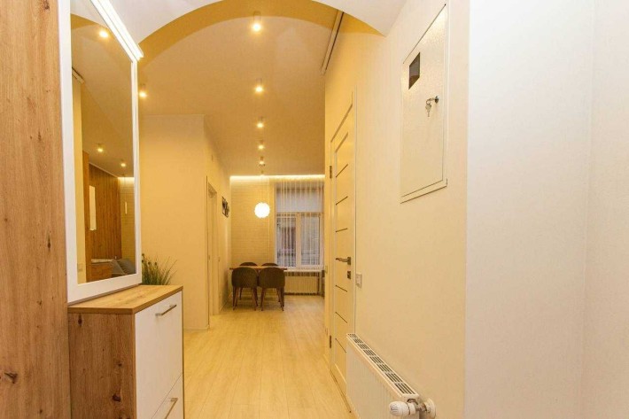 Ідеальна квартира під інвестицію або для власного проживання в центрі Львова - фото 1