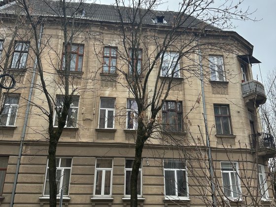 Продаж двокімнатної квартири Львів