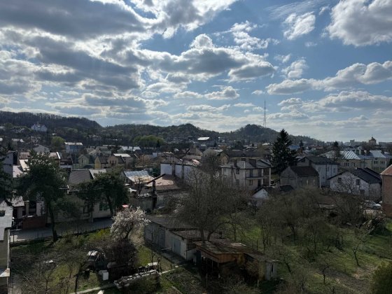 Продаж 1 кімнатної квартири   вул. Черкаська 4 Львів