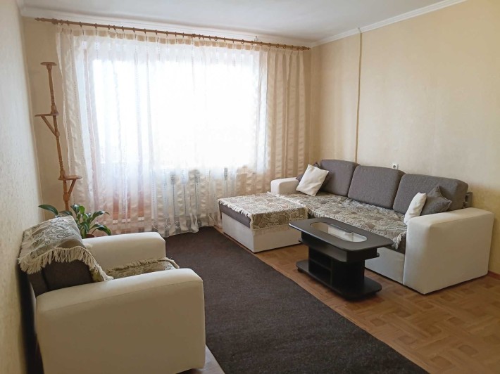 4-кімн.кв. в комфортному районі без відключень - фото 1