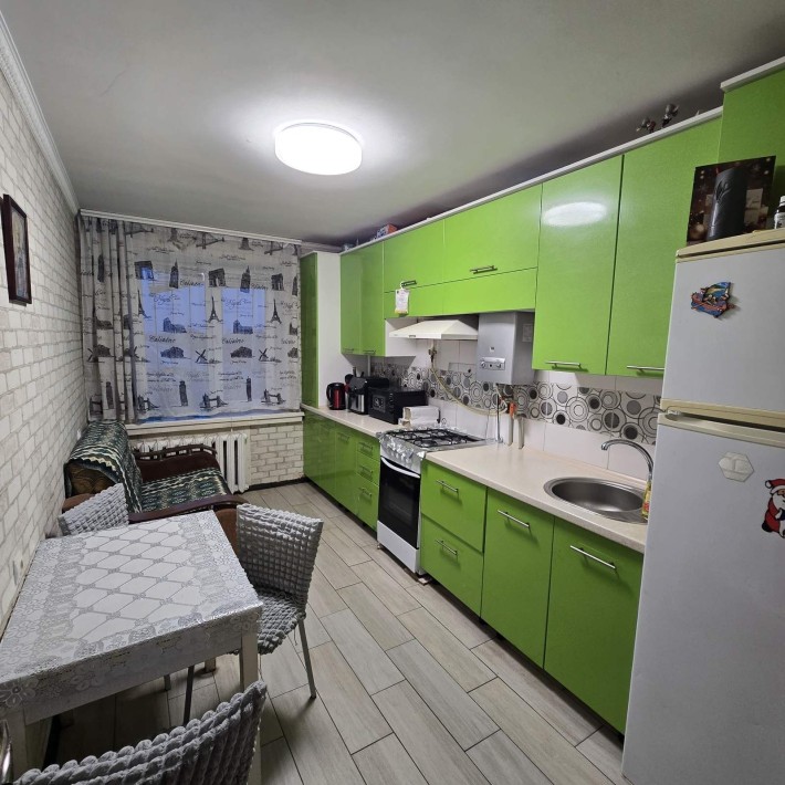 Продам Великогабаритну однушку - фото 1