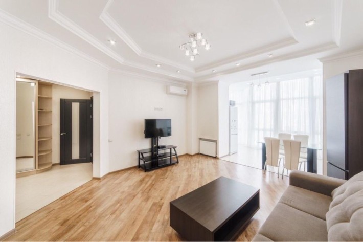 Продажа квартиры. Одесса. Центр. Парк Шевченко. - фото 1