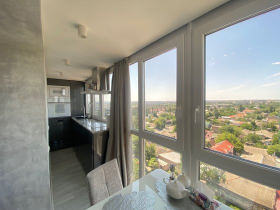 Продаж трикімнатної дворівневої видової квартири (л1) Миколаїв