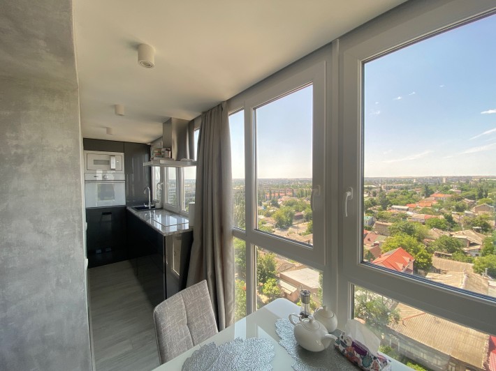 Продаж трикімнатної дворівневої видової квартири (л1) - фото 1