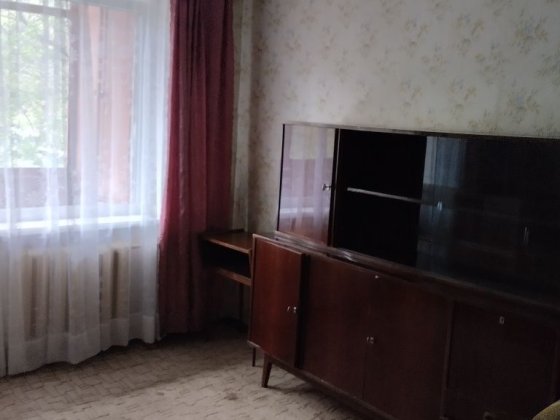 Продам 2х ком   квартиру на Космосе Запорожье