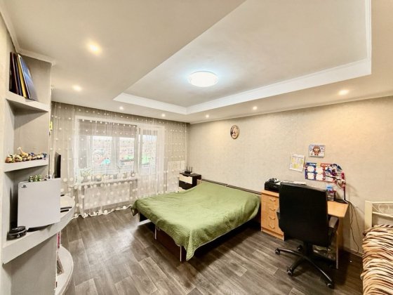 Продається 1 кімнатна квартира, Кущівка Кропивницкий