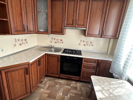 Продам 2 кімнатну Довженка.Сихів. Сихівський район Львів