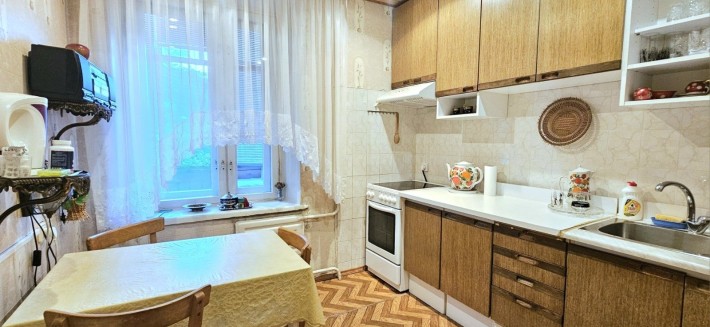 Можно по Є- відновлення Продам 2к.кв по вул. Б.Центральний ( Возн р-н) - фото 1