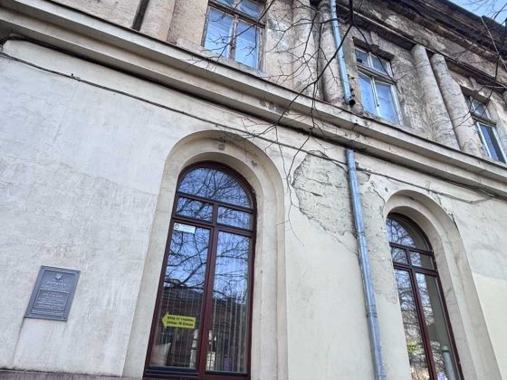 Срочно продам 2-х ком. квартиру . Парк Шевченко. Пляж "Ланжерон" Одеса