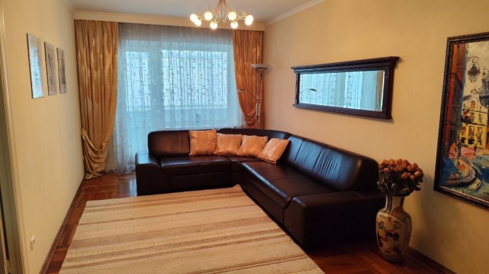 Продам 3-х к.квартиру Космос - фото 1