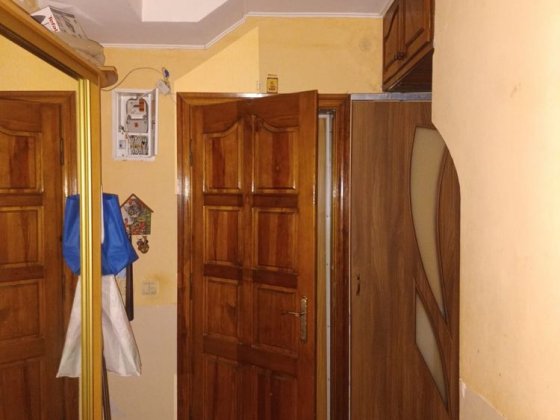 Продам двокімнатну квартиру,на 9 поверсі .В центрі міста Миколаїва . Миколаїв