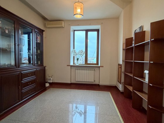 Продаж 4к квартири у центрі Кропивницький